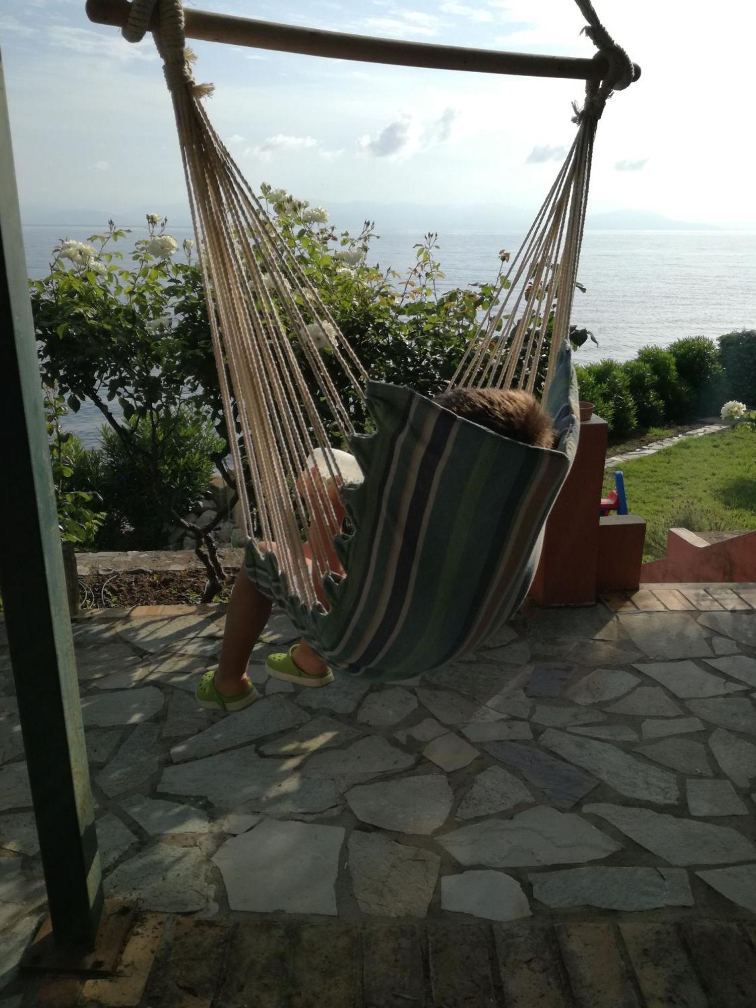 Studio Nausica... A Sense Of Paradise! Agia Pelagia Chlomou Exterior photo
